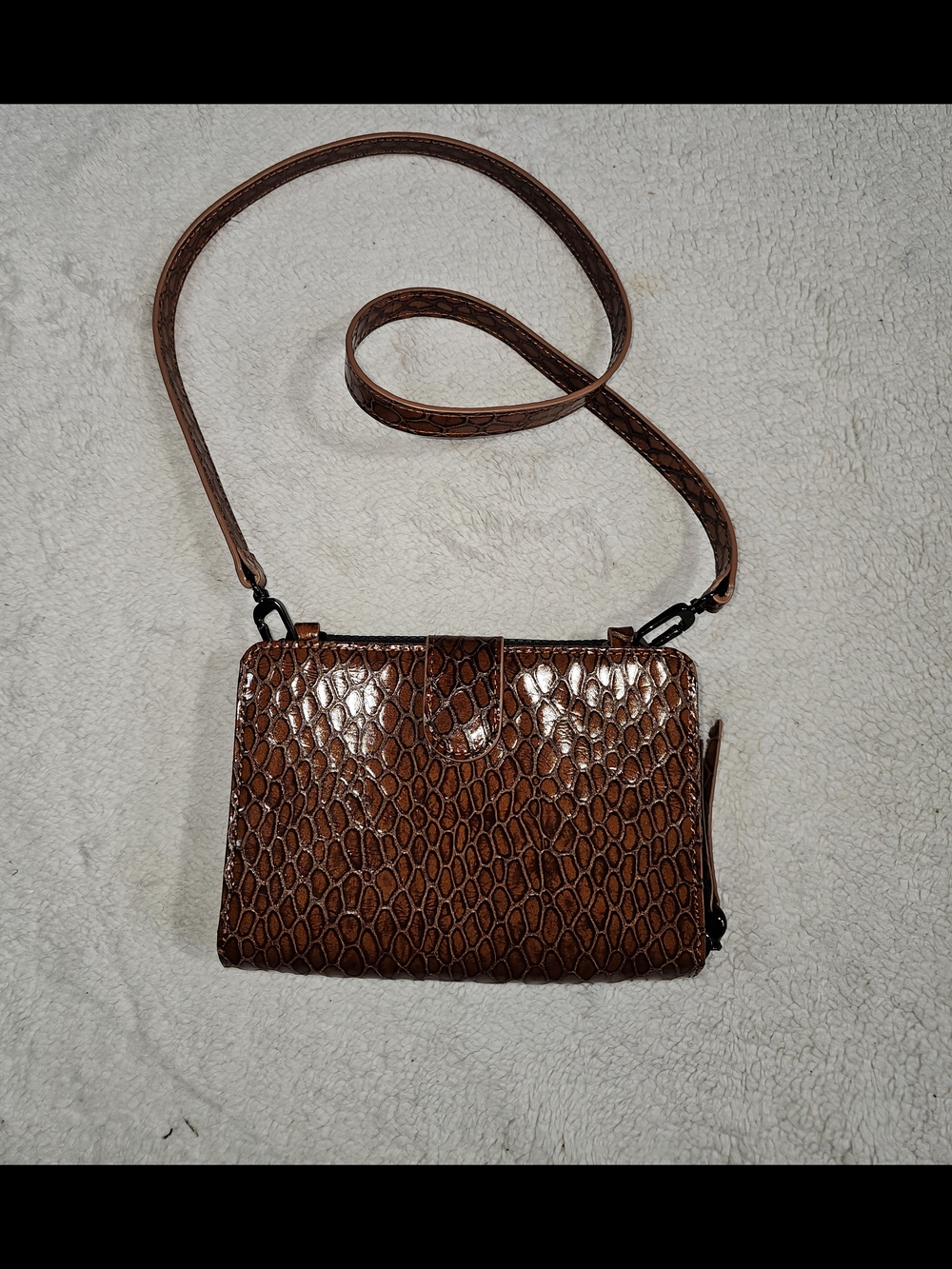 Hobo Brown Croc-Embossed Crossbody Bag